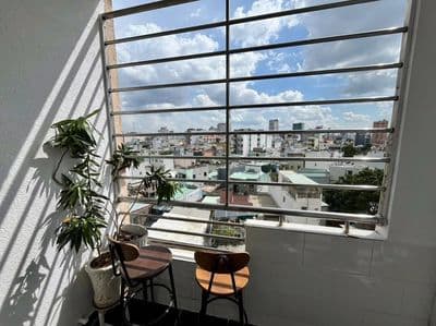 Bán căn hộ 100m2, 3PN, full nội thất, đường D5, Bình Thạnh