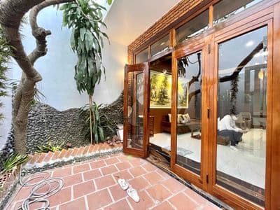 Cho thuê nhà đẹp full nội thất khu phố tây giá 13 triệu