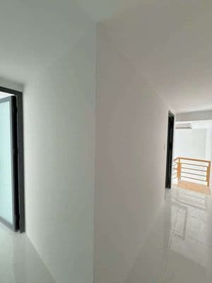 2PN 2WC mới 100% Y HÌNH cho thuê hẻm 5m Lê Trọng Tấn
