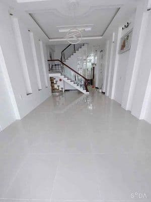 Nhà chị ruột cho thuê giá 11 triệu 500