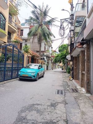 Bán nhà Nguyễn Sơn, 8 tỷ, 5 tầng, 3PN, ô tô đỗ cổng