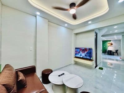 Cạnh mặt tiền Hoàng Hoa Thám nhà đẹp 42m2.4T giá tốt hơn thị trường