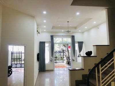 Cho thuê căn Biệt thự Nam Thiên 3 lầu, 5 phòng, ở hoặc văn phòng