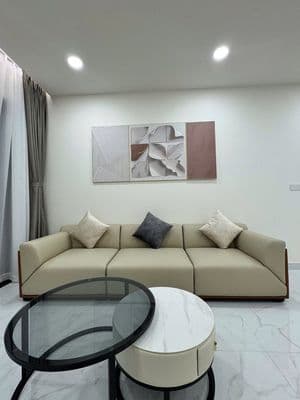 Cho thuê 3pn3wc 121m2 full nt chỉ 27tr/th-diamond centery celadon city