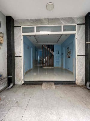 Chi thuê nhà 2 tầng hẻm xe hơi thông hiệp phú