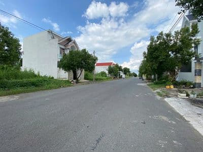 Bán đất thổ cư 5*18 khu dân cư Tân Kim ngay bờ Sông mặt đường 10m