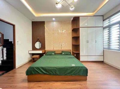 Cho thuê nhà mặt tiền hẻm 8m