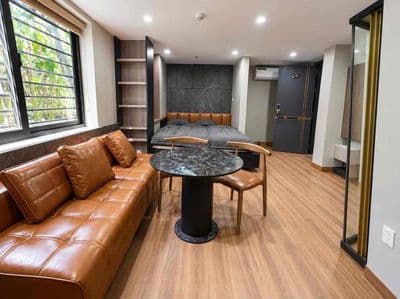 Studio apartment in ngu hanh son - pool in building