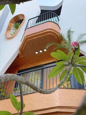Cho thuê nhà 3 tầng mới 100% tại hòa xuân