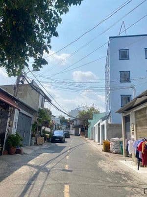 mặt tiền xe hơi tránh nhau , 2 mặt tiền trước sau giá tốt