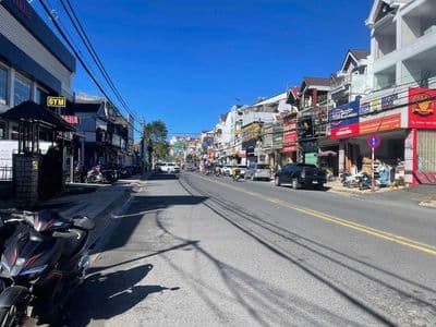 Mặt bằng 1000 m2 ngang 20m mặt tiền Phan Chu Trinh sầm uất 150 triệu