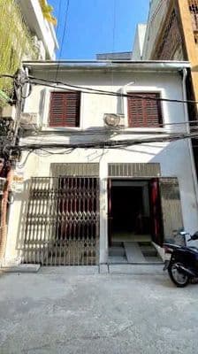 Cho thuê nhà ngõ 89 Lạc Long Quân, Tây Hồ, 7.8tr, ô tô
