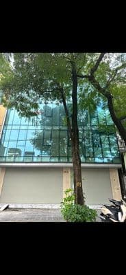 Cho thuê nhà mặt phố Trần Khát Chân, Hai Bà Trưng, 5 tầng, thang máy