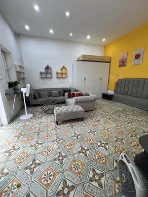Cho thuê nhà nguyên căn 100m2, 2PN, sân vườn, 12tr/tháng