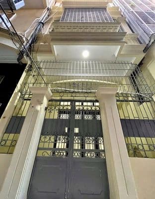 Cho thuê nhà 50m2 x 4 tầng, 4PN, 4WC, 379 Đội Cấn, Ba Đình