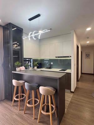 Cho thuê căn 3 phòng ngủ chung cư FPT, full nội thất , nhà mới