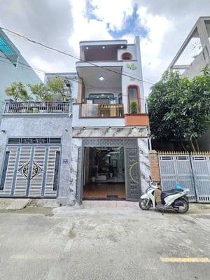 Bán nhà 76m2 Dĩ An, Bình Dương - Full nội thất