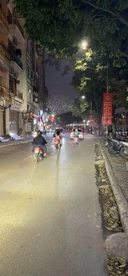 Bán nhà mặt phố Giáp Nhất, 36m2, 5 tầng, kinh doanh tốt