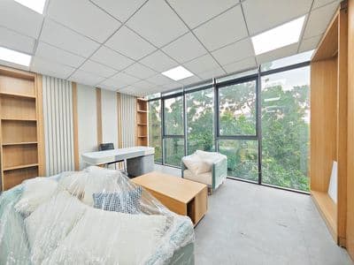 Cho thuê văn phòng Lê Trọng Tấn lô góc 65m2 chỉ 10tr view kính thoáng