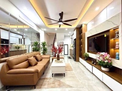 Bán nhà 34m² Định Công Thượng, 5 tầng, full nội thất