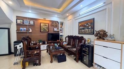 Nhà phố 5 tầng full nội thất, ô tô thông, Trạm - Long Biên