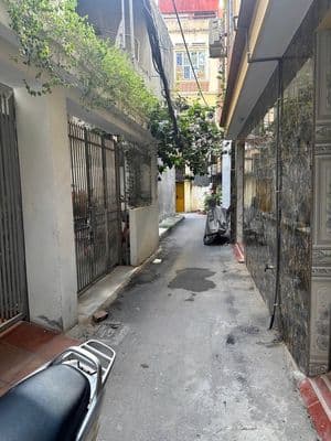 Nhà 6 tầng thang máy 32m² 4PN dưới 9 tỷ TT Thanh Xuân