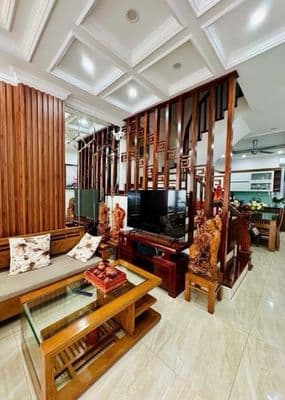 Bán nhà Nguyễn Khánh Toàn, 3 bước ra mặt phố, ô tô kinh doanh