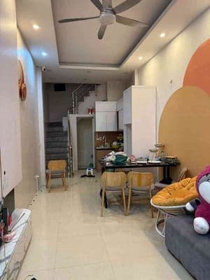 Nhà Thái Thịnh, 40m², 4 Tầng, 7.9 Tỷ