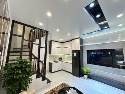 Nhà Lô Góc Tôn Đức Thắng, 25m², 4 Tầng, Hơn 5 Tỷ