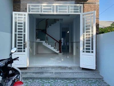 CHO THUÊ NHÀ NGUYÊN CĂN 1 trệt 1 lầu Gần trường THCS long trường