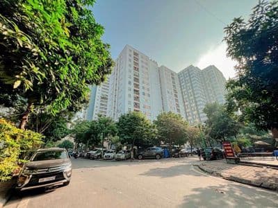 Bán nhà phân lô KĐT Linh Đàm, ô tô tránh, có thang máy, 19 tỷ