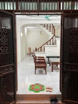 Cho thuê nhà riêng ngõ 147 Tân Mai -40m2-4 tầng -4 ngủ