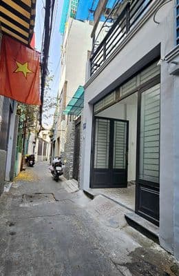 2 tầng 4PN 1MB Trung tam Bình Thạnh
