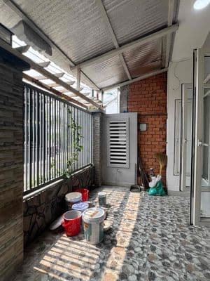 Cho thuê nhà nguyên căn hẻm ô tô. Mặt tiền hẻm 529 Nguyễn Bình