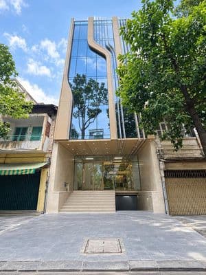 Cho thuê toà nhà building 1.300m2 trung tâm quận 1