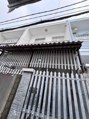 Cho thuê nhà nguyên căn hẻm 854/40 thống nhất gò vấp
