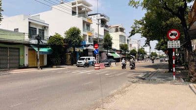 Bán Nhà Cấp 4 Đường Bế Văn Đàn Phước Long Nha Trang Sổ Riêng Gần Chợ