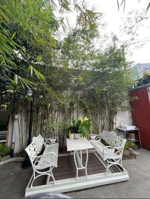 Cho thuê nhà sân vườn - 200m2 - gần chính hữu