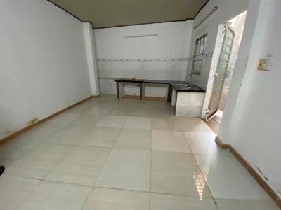 Nhà hẻm 10m Lương Thế Vinh 8x15m cấp 4 giá 15 triệu