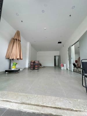 Cho thuê mặt bằng trần hưng đạo - 70m² - sát sông - vị trí kinh doanh