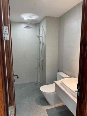 Cho thuê văn phòng cao cấp, trung tâm quận 10.