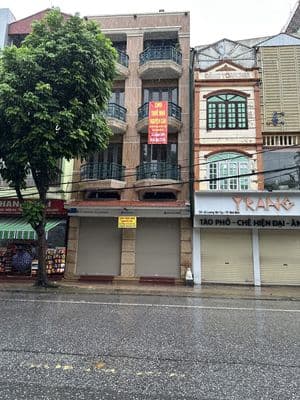 Cho thuê nhà mặt phố số 44 lương văn tụy, tp ninh bình