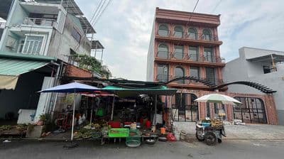 Mt kinh doanh sầm uất - nguyễn văn thạnh ngay chợ ltm