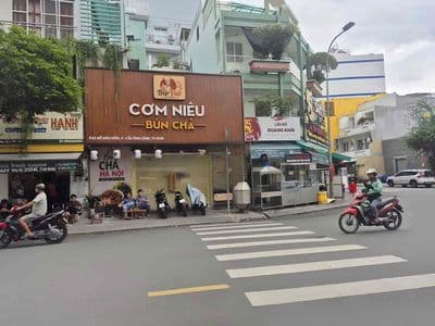 mặt tiền Hồ Hảo Hớn kinh doanh đa ngành nghề