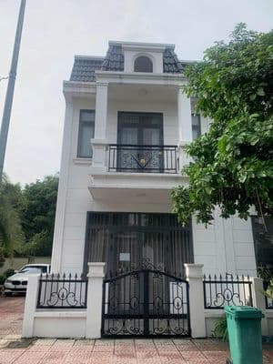 Nhà 2 tầng mới ngay trung tâm Tân Uyên - trả trước 450tr