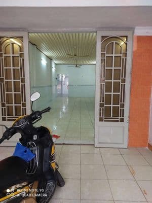 Cho thuê nhà Mặt tiền Phạm Thế Hiển, P7,Q8- 4x20- 2 phòng- kd tot