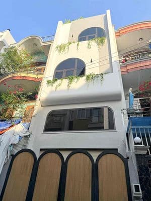 Nhà phố thiết kế riêng - ô tô vào nhà - hẻm nhựa 6mm