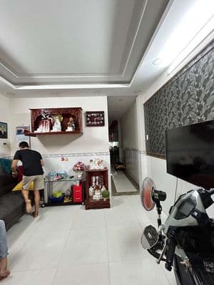 Nhà 2Tầng, 52m2, hxh 4m thông, đường Trương phước phan, nhỉnh 4 tỷ(TL)