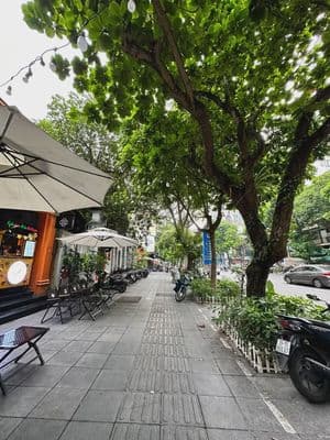 Cho thuê nhà Nguyễn Trãi, Ngã Tư Sở 4T, 35m2,MT 7m, vỉa hè 4m, KD đỉnh