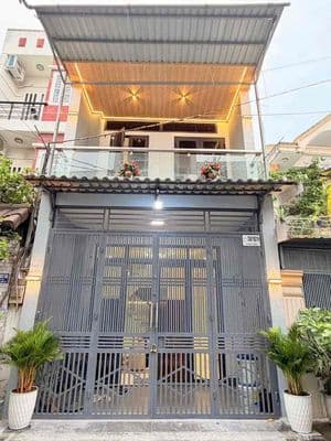 nhà 2 tầng 40m2 - đường 8m giáp tên lửa - Full Nội thất 4.65 tỷ TL
